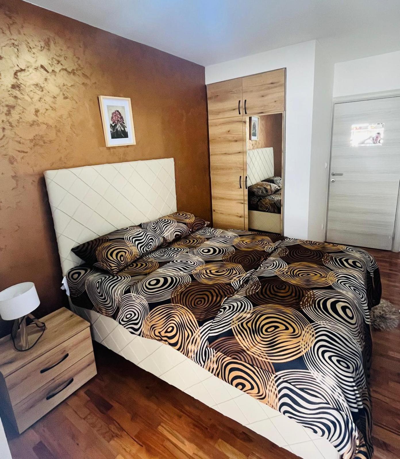 Apartman Lux Вране Экстерьер фото